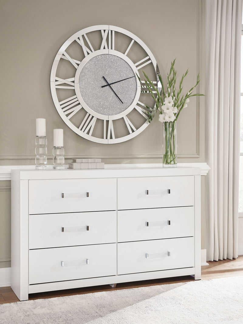 Maeling - Six Drawer Dresser